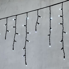 Гирлянда Бахрома 3,1 x 0,5 м Белая с Мерцанием Белого Диода 220В, 120 LED, Провод Черный Каучук, IP65 LTC LL120BLW-1-2W, фото 