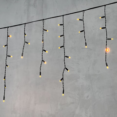 Гирлянда Бахрома с Колпачком 3,1 x 0,5 м Желтая 220В, 120 LED, Провод Черный ПВХ, IP65 LTC PIL120CAP-11-2Y, фото 