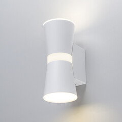 Настенный светодиодный светильник Viare LED MRL LED 1003 белый, фото 