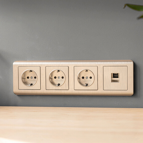 Рамка на 4 поста Werkel Stream шампань W0042111 4690389162497, фото , изображение 3